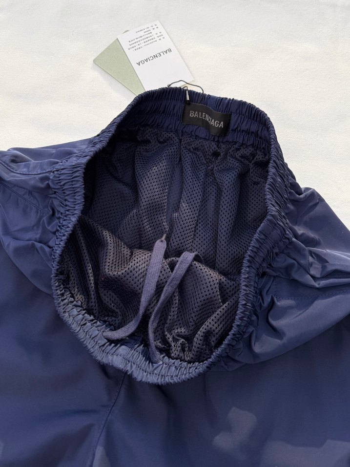 Balenciaga Eşofman — görsel 5/9
