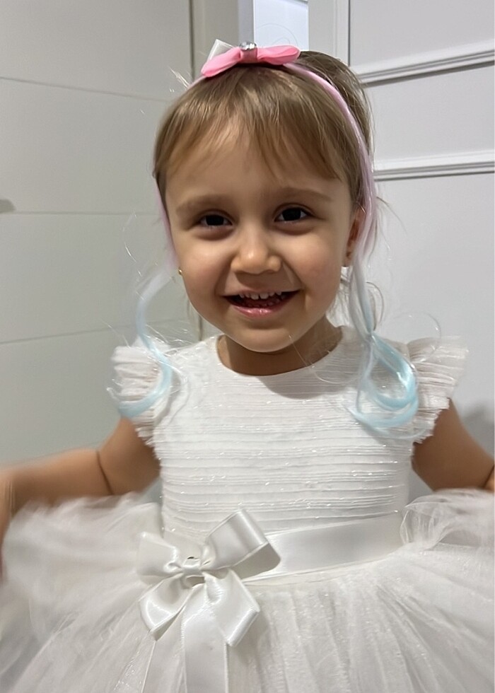 Beyaz tütü elbise - Görsel 4