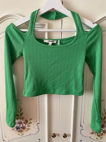 Koton Koton crop