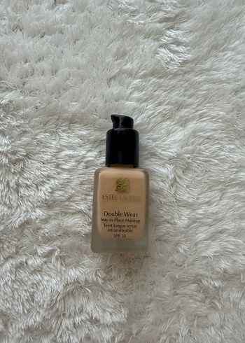 Estee Lauder ürünü