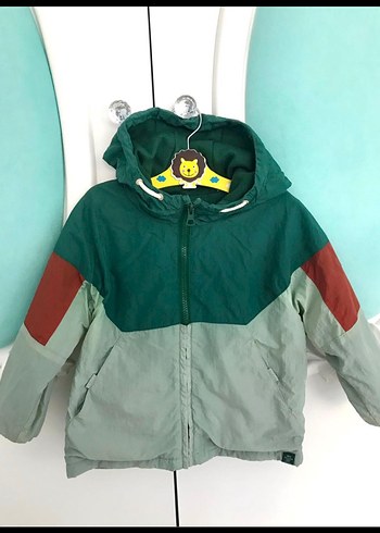 Zara Kapüşonlu Fermuarlı Erkek Çocuk Mont
