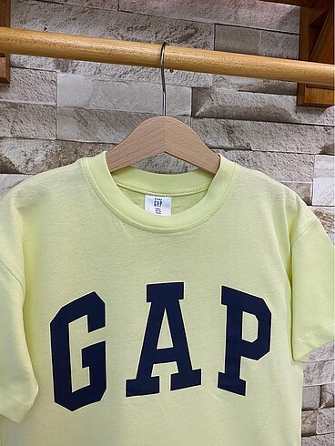 Gap 2106 / GAP BASKILI TİŞÖRT (Fırçalı Kumaş) 13/14 yaş