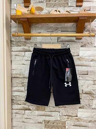 KND1001 / UNDER ARMOUR BERMUDA ŞORT 8/9 yaş