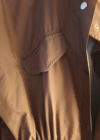 Yargıcı Taba Rengi Yağmurluk - Görsel 6