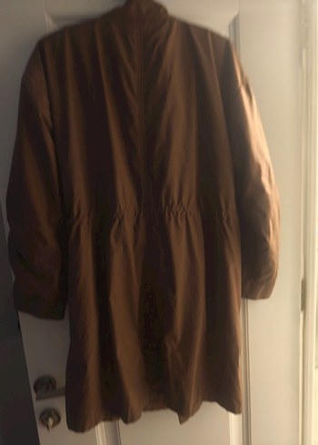 Yargıcı Taba Rengi Yağmurluk - Görsel 5