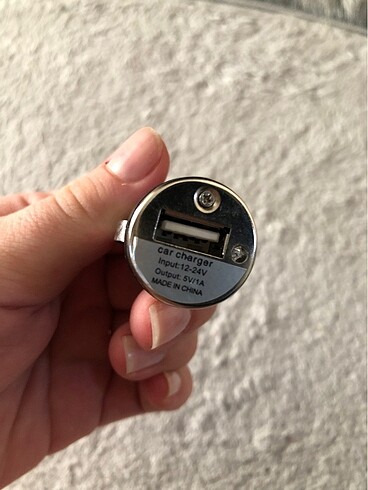 Araç şarj cihazı usb
