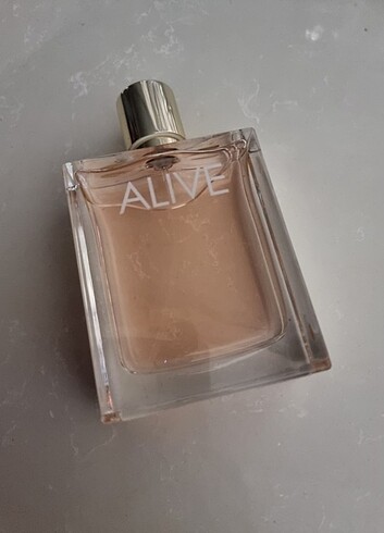 Hugo Boss Alive 100 ml edp Bayan parfüm
