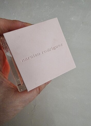  Beden Narciso Rodriguez New Cristal 90 ml edp Bayan parfüm