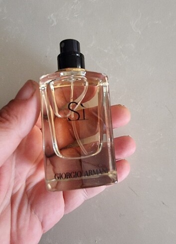 Armani Armani si 30 ml.edp Bayan parfüm