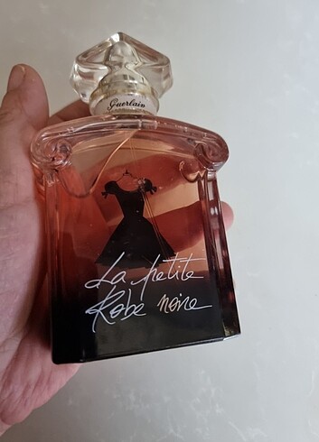  Beden Guerlain petito robe noire 100 ml.edp Bayan parfüm