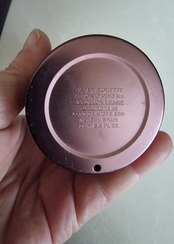 Carolina Herrera 212 sexy erkek parfüm - Görsel 3