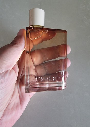 Burberry Burberry her intense 50 ml edp Bayan parfüm