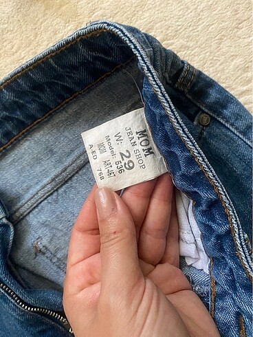 29 Beden mavi Renk Mom jean