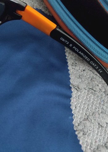 çocuk Siyah Minimalist Tokalı Güneş Gözlüğü - Görsel 4