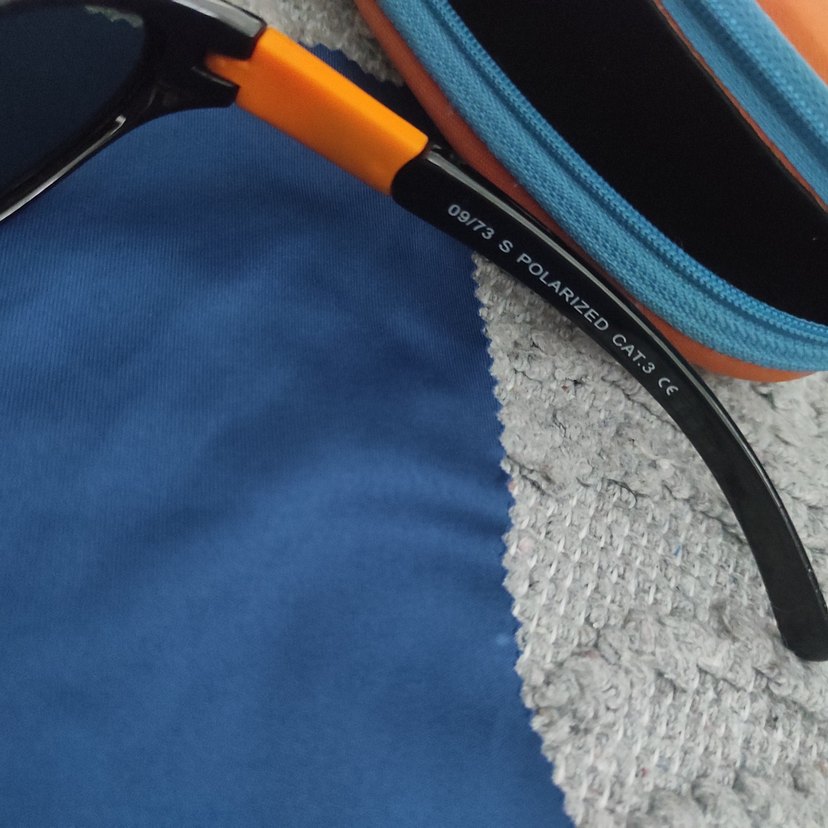 çocuk Siyah Minimalist Tokalı Güneş Gözlüğü - Görsel 4