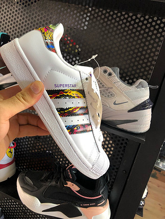 Adidas Süperstar 