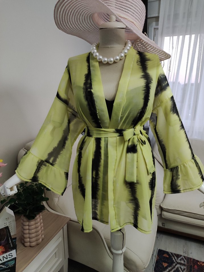 Sarı Batik Desenli Kemerli Mini Pareo - Görsel 2