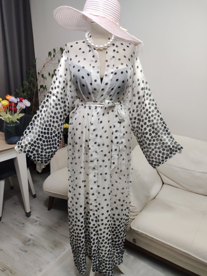 Uzun Kollu Bohem Puantiyeli Kadın Sabahlık - Görsel 2