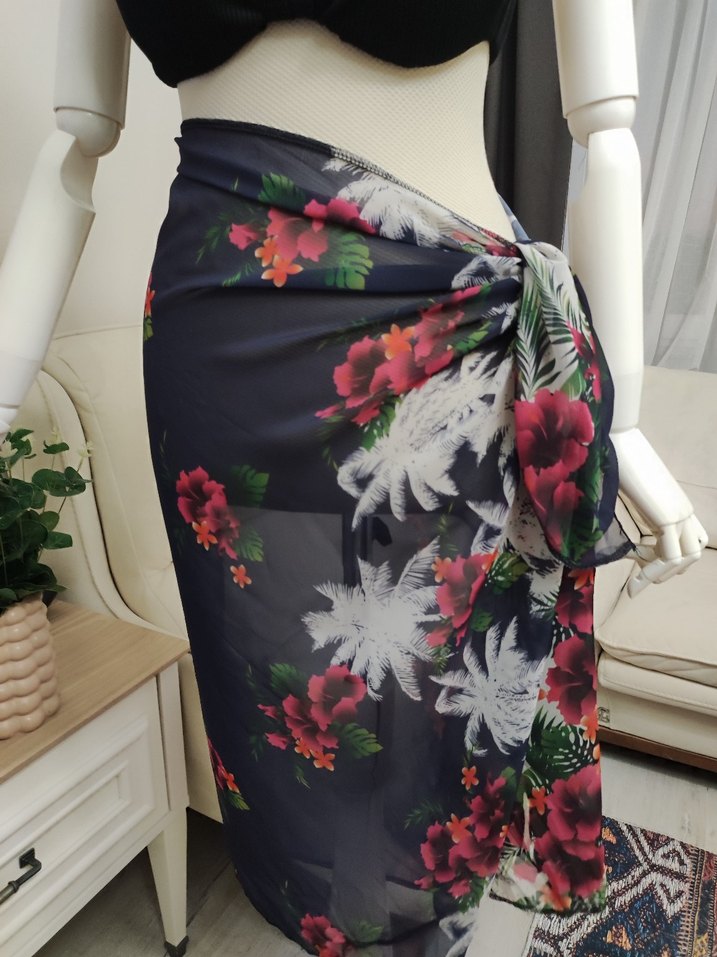 Çiçek Desenli Uzun Drapeli Kadın Pareo - Görsel 3