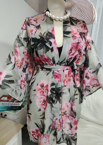 Çiçek Desenli Uzun Şifon Pareo - Görsel 5