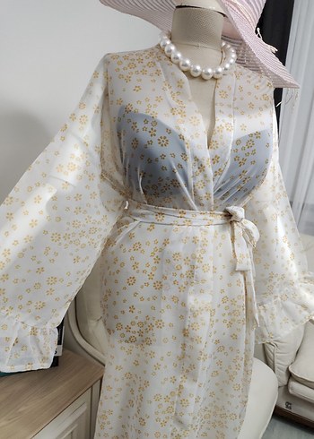 Uzun Beyaz Bohem Çiçekli Pareo - Görsel 9