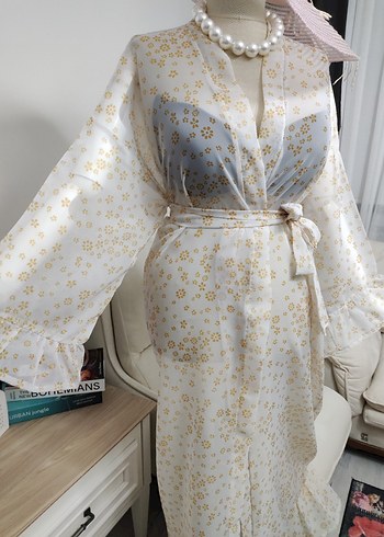 Uzun Beyaz Bohem Çiçekli Pareo - Görsel 7