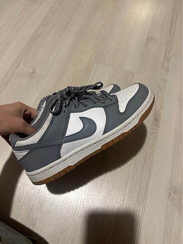 Nike Nike gri dunk low