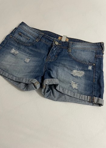 Bershka Mavi Mini Kot Şort, Gevşek Kesim, Tokalı