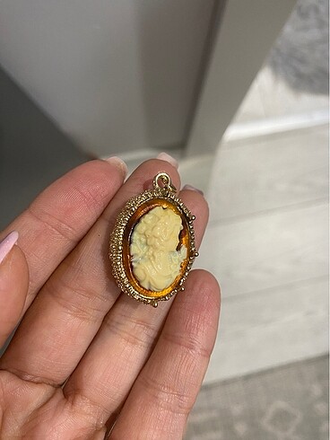 Cameo madalyon diana kolye ucu