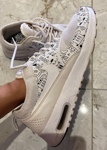 Nike Nike Kadın Beyaz Baskılı Spor Ayakkabı