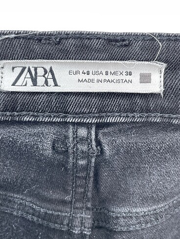 40 Beden siyah Renk Zara Jean / Kot %70 İndirimli.