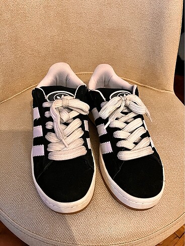 Adidas Campus