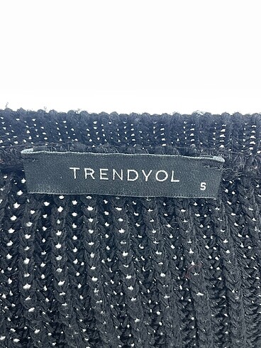s Beden siyah Renk Trendyol & Milla Kazak / Triko %70 İndirimli.