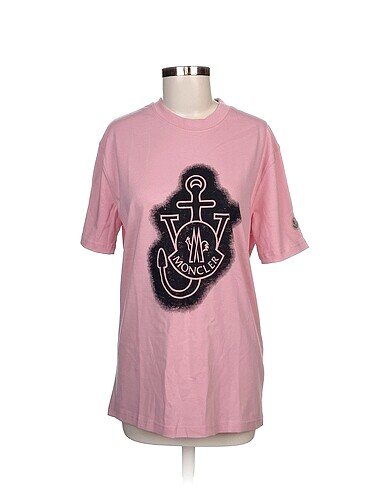 Moncler T-shirt %70 İndirimli.