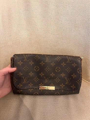 Louis Vuitton Louis Vuitton