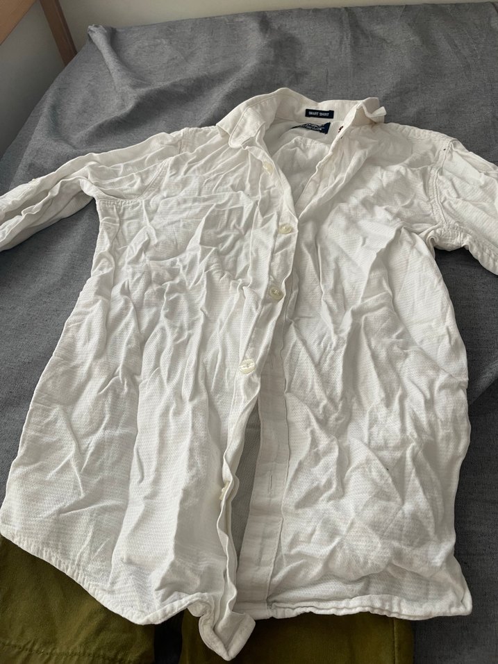 Beyaz Keten Düğmeli Hamile Gömleği - Görsel 3