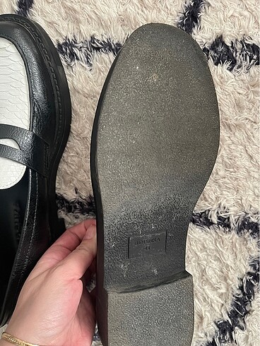 41 Beden siyah Renk BERSHKA yani makosen