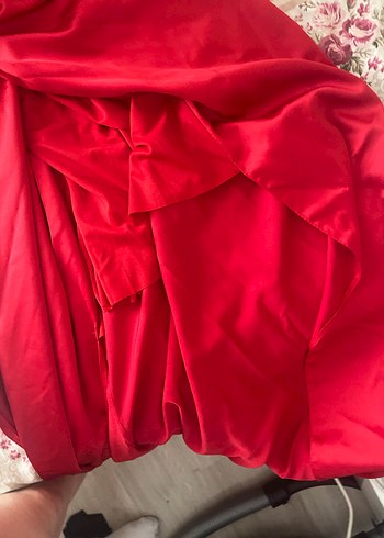 Kırmızı Drapeli Uzun Abiye Elbise - Görsel 3