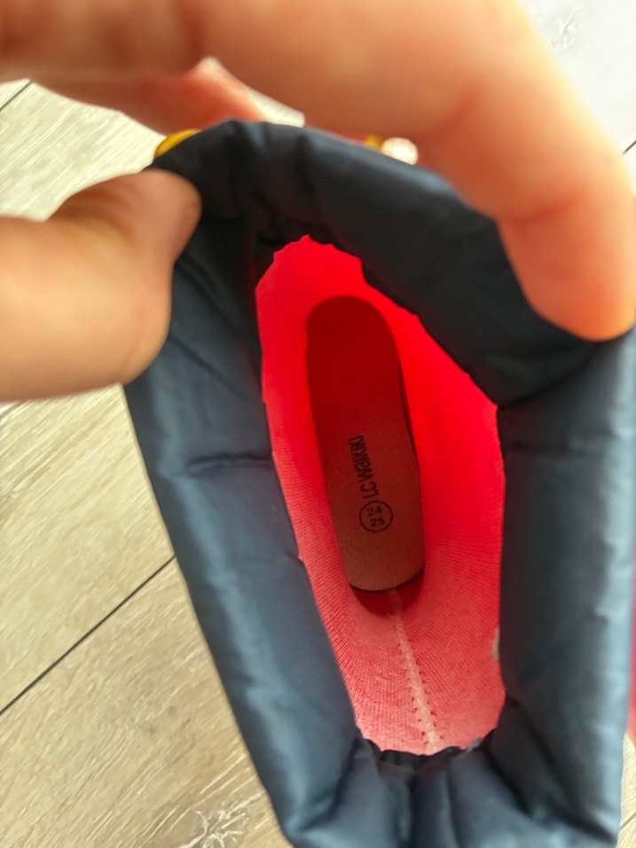 Lcw Kırmızı yağmur çizmesi - Görsel 3