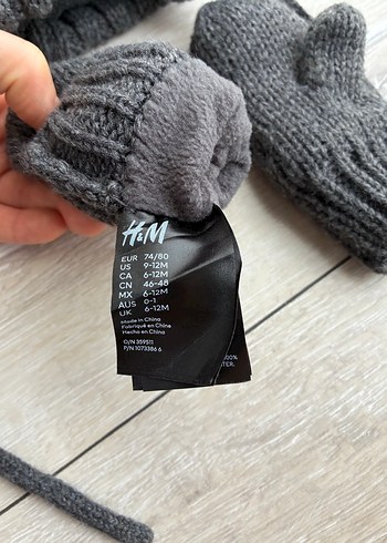 H&M Gri içi polarlı bebek Bere ve Eldiven Seti - Görsel 3