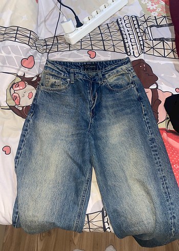 Trendyol & Milla Acik Mavi Rahat Kesim Denim Jean