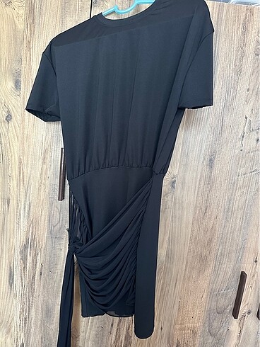 Mini bağlamalı elbise