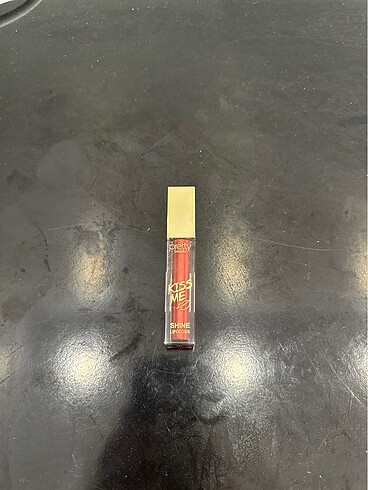 Lip gloss