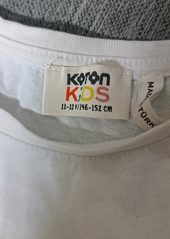 Kız Çocuk Beyaz Kısa Kollu Payetli Tişört - Görsel 3