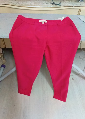 Pembe Kemerli Kadın Kumaş Pantolon