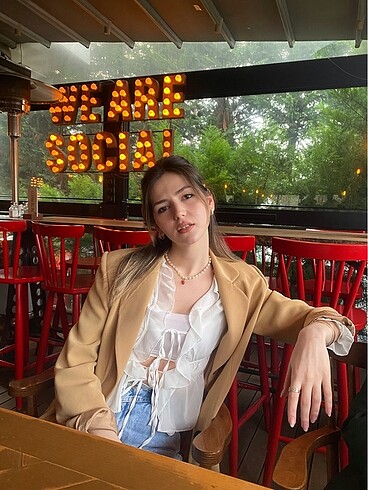 Milla fırfırlı bluz - Görsel 3