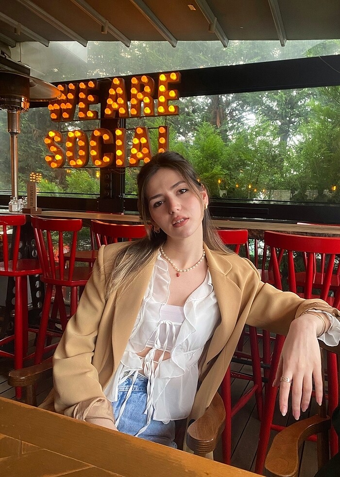 Milla fırfırlı bluz - Görsel 3