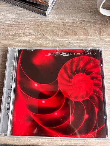 Cd çalar ŞEBNEM FERAH