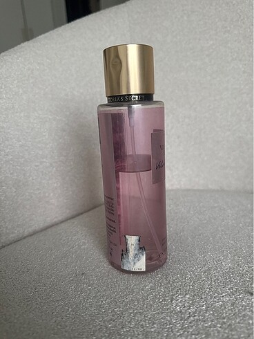 Victoria s Secret Victoria Secret vücut spreyi