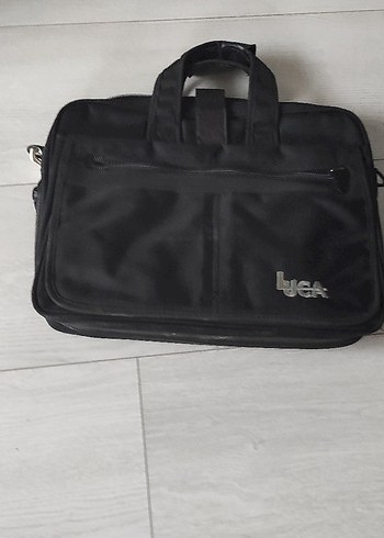 Diğer Laptop Cantasi